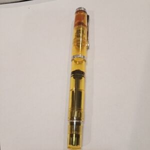 Peliken highlighter roller pen